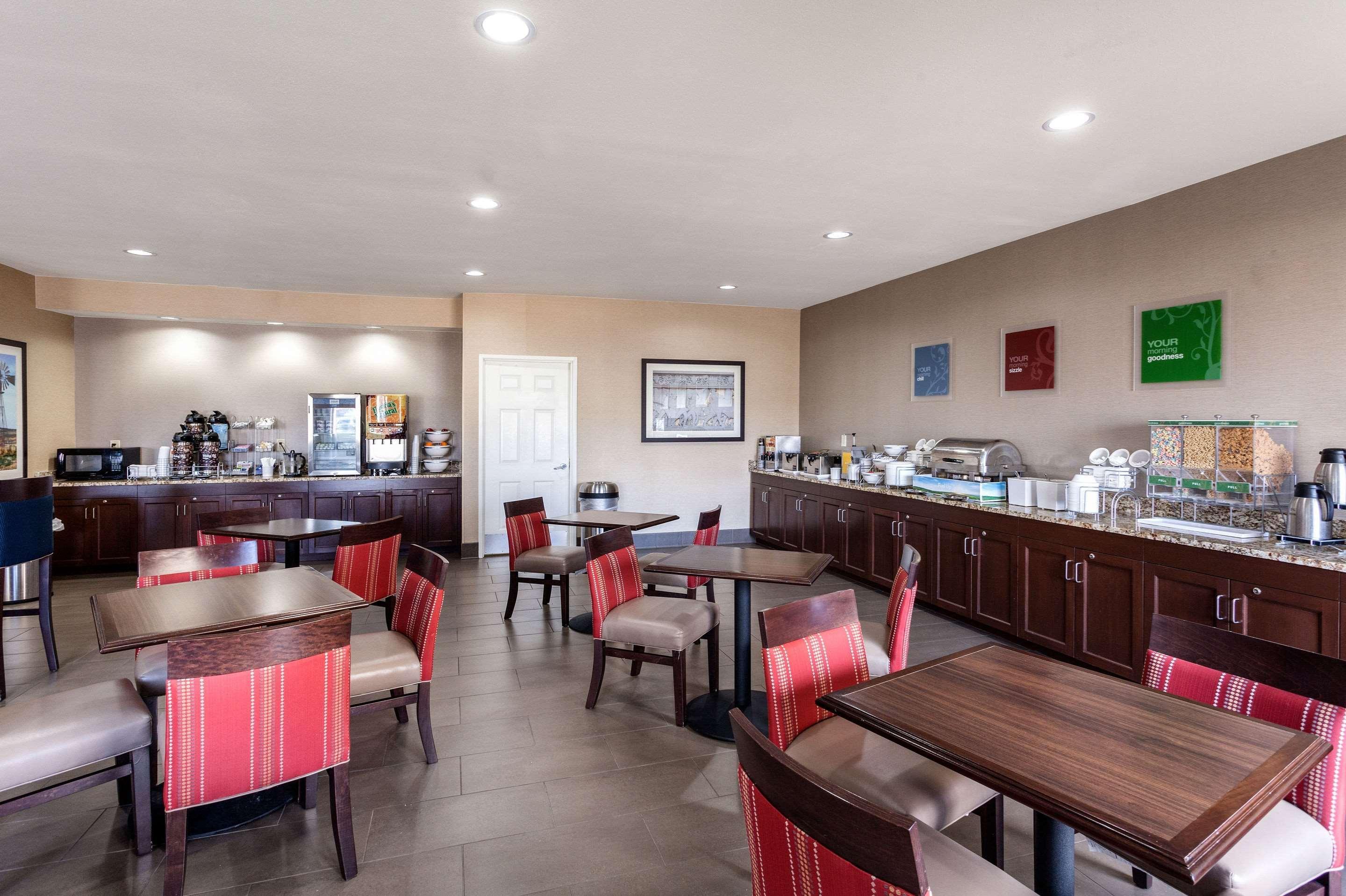 Comfort Suites University Lincoln Exterior foto