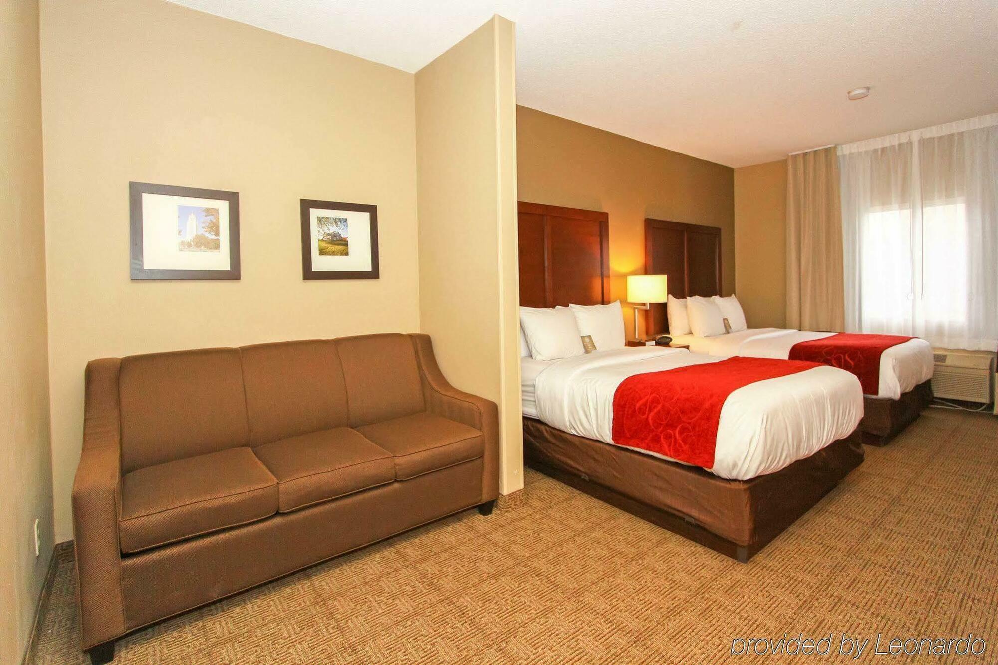 Comfort Suites University Lincoln Exterior foto